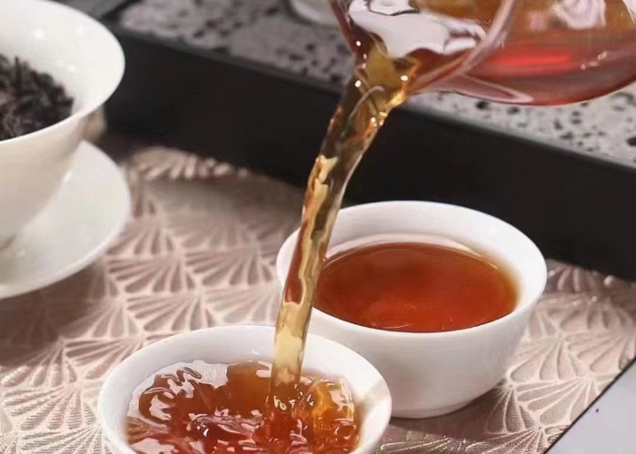 Le thé noir de Shan Xiaochong 80g boîte cadeau en conserve thé Wuyi Shan Xiaochong Lianyun usine de thé en gros